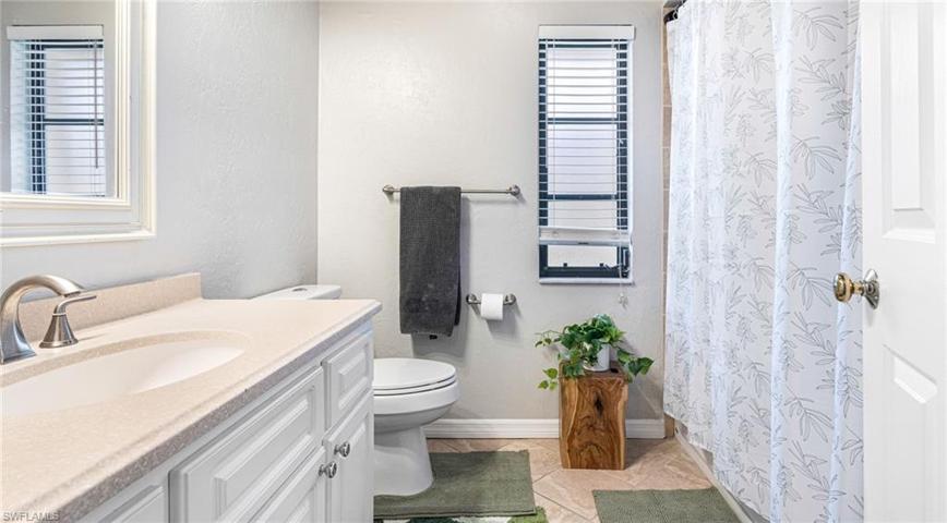 9907 Country Oaks DR, FORT MYERS FL 33967