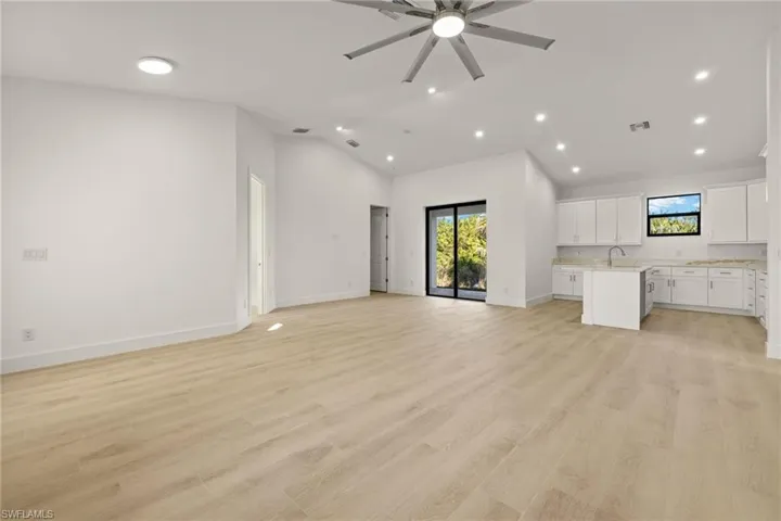 727  Cairo E ST, Lehigh Acres, FL 33974