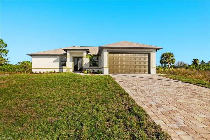 727  Cairo E ST, Lehigh Acres, FL 33974