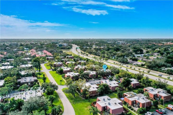Non-Gated Deeded Townhome Community