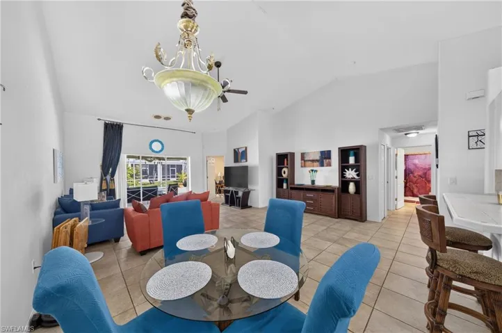 3515 Sw Santa Barbara Pl, Cape Coral, Florida 33914