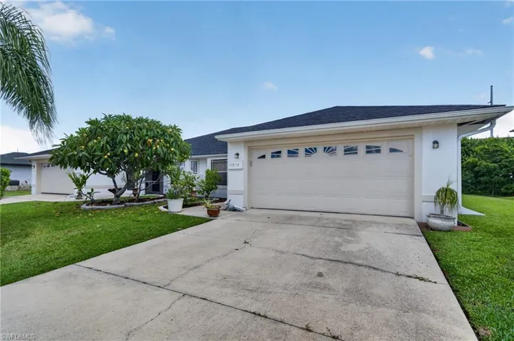 3515 Sw Santa Barbara Pl, Cape Coral, Florida 33914
