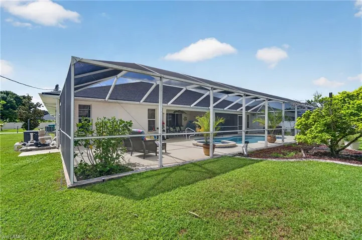 3515 Sw Santa Barbara Pl, Cape Coral, Florida 33914