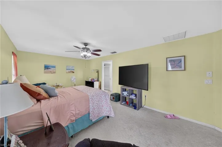 3515 Sw Santa Barbara Pl, Cape Coral, Florida 33914