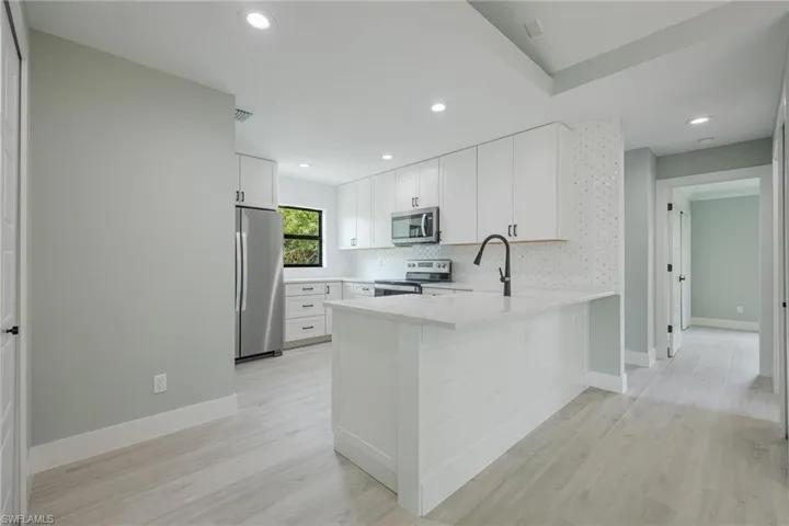 6149  Hershey  AVE, Fort Myers, FL 33905