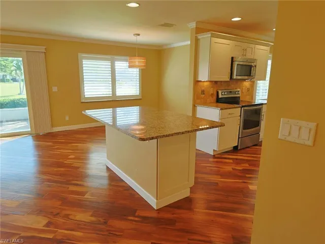 1559 Whiskey Creek Dr, Fort Myers, Florida 33919
