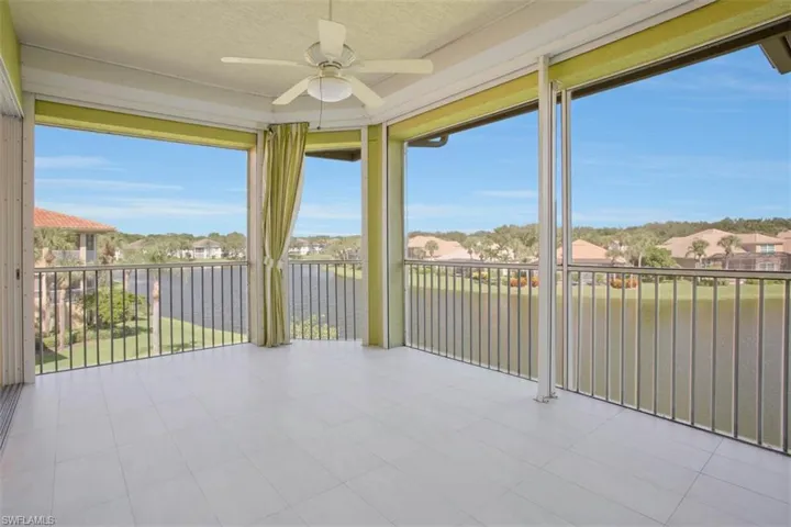 1855 Les Chateaux Blvd # 5, Naples, Florida 34109