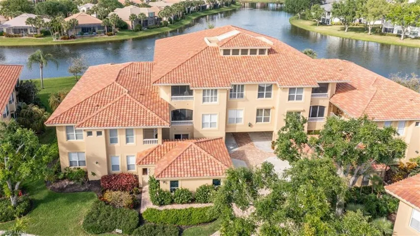 1855 Les Chateaux Blvd # 5, Naples, Florida 34109