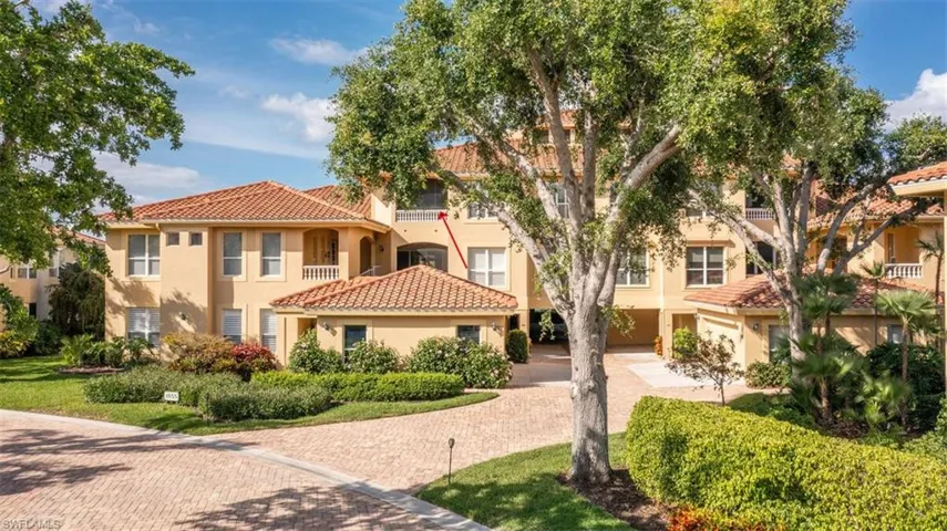 1855 Les Chateaux Blvd # 5, Naples, Florida 34109