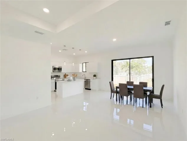 4331 Nw 31st Ter, Cape Coral, Florida 33993