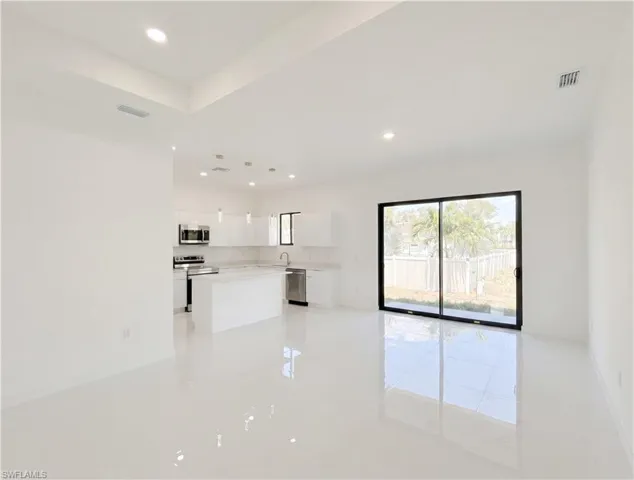 4331 Nw 31st Ter, Cape Coral, Florida 33993