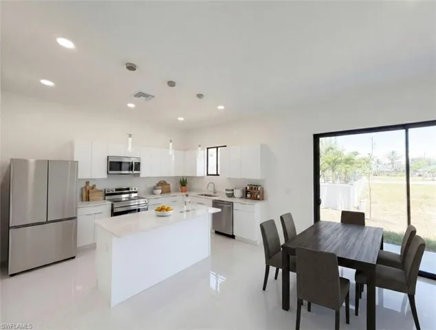 4331 Nw 31st Ter, Cape Coral, Florida 33993