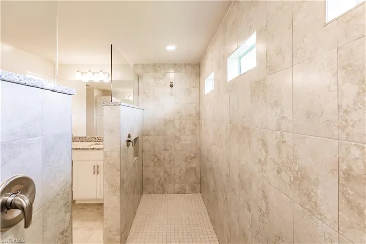 4109 NE 22nd  AVE, Cape Coral, FL 33909