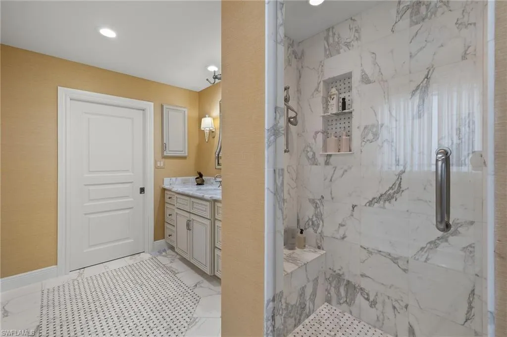 26628 Hickory BLVD, Bonita Springs, FL 34134,225033372