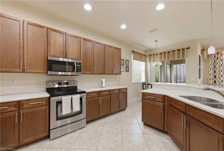 10051  Mimosa Silk  DR, Fort Myers, FL 33913