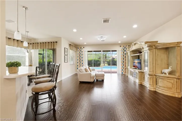 10051  Mimosa Silk  DR, Fort Myers, FL 33913