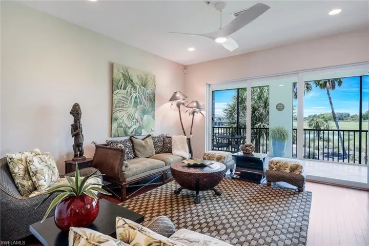 9200 Quartz LN # 202, NAPLES FL 34120