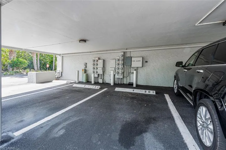 509 Roma Ct # 201, Naples Fl 34110