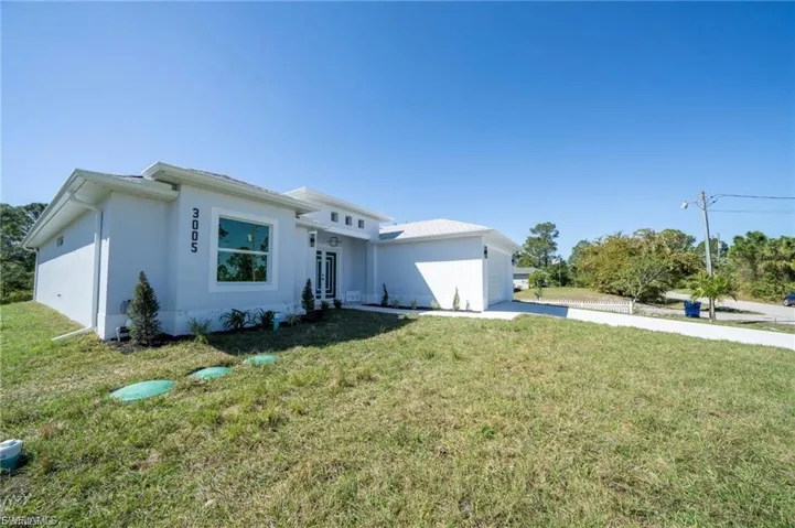 3003 52nd St W, Lehigh Acres, Florida 33971