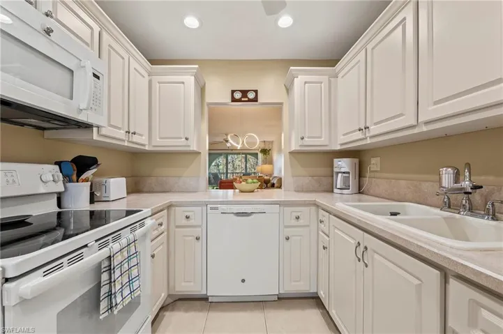 As one can see, the kitchen has just about everything one could want or need! And it's completely furnished, too!