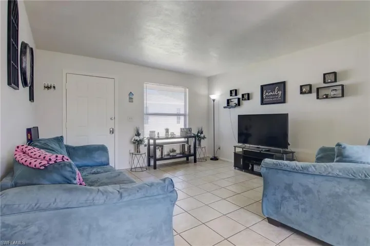 4207-4209 Skyline Blvd, Cape Coral, Florida 33914