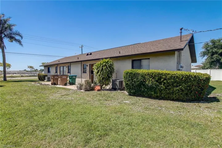 4207-4209 Skyline Blvd, Cape Coral, Florida 33914