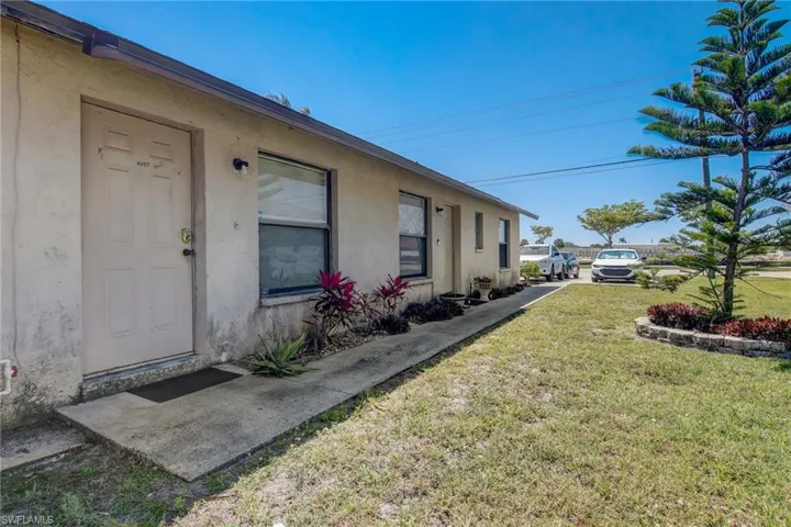 4207-4209 Skyline Blvd, Cape Coral, Florida 33914