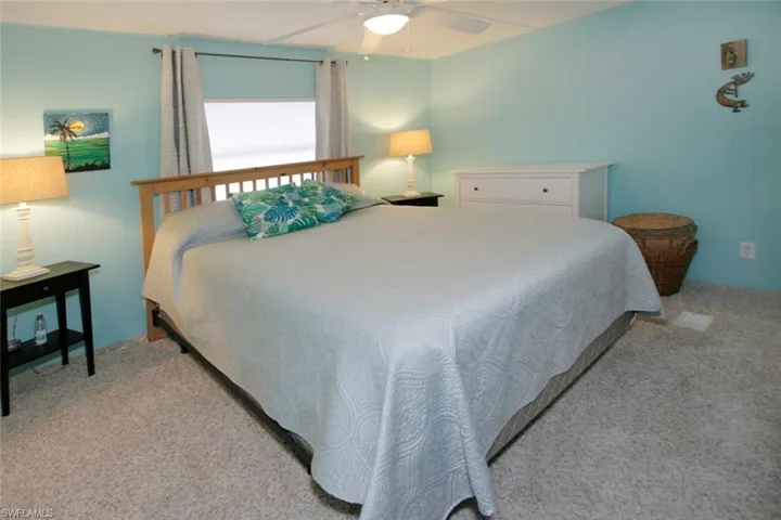 Guest bedroom