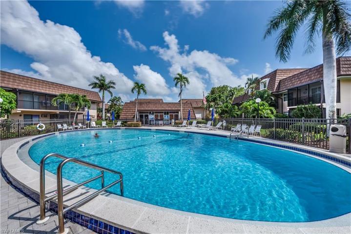 Island Manor Pool