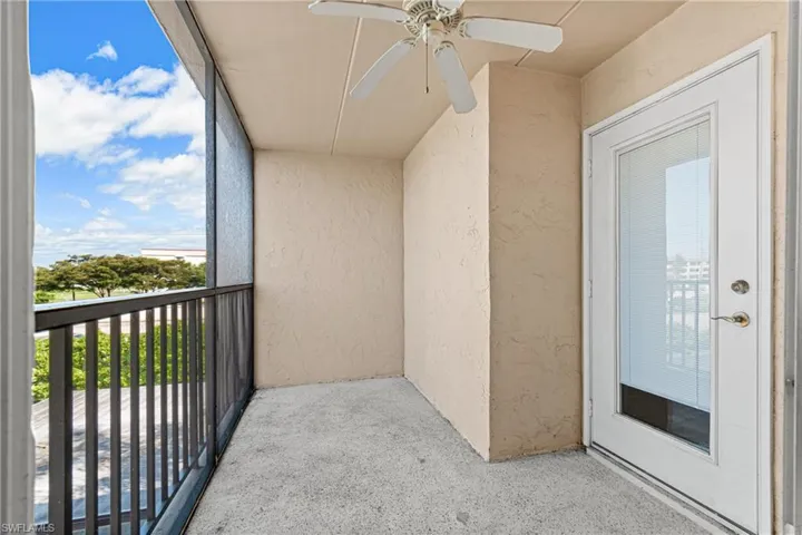Access from kitchen and guest room