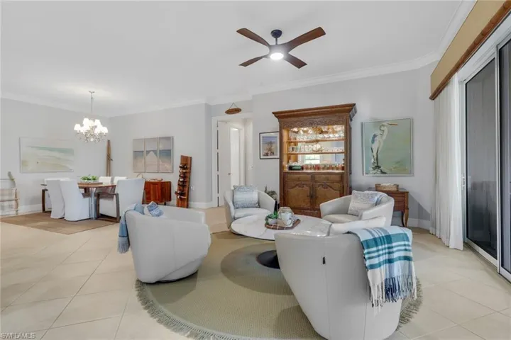 9097 Cherry Oaks Trl 202, Naples, Florida 34114