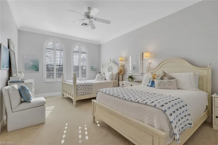 9097 Cherry Oaks Trl 202, Naples, Florida 34114