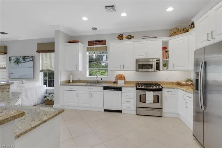 9097 Cherry Oaks Trl 202, Naples, Florida 34114