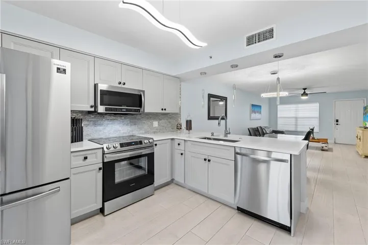 4975 Sandra Bay Dr 7, Naples, Florida 34109