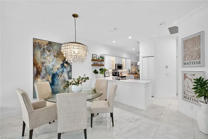 114  Amblewood  LN, Naples, FL 34105