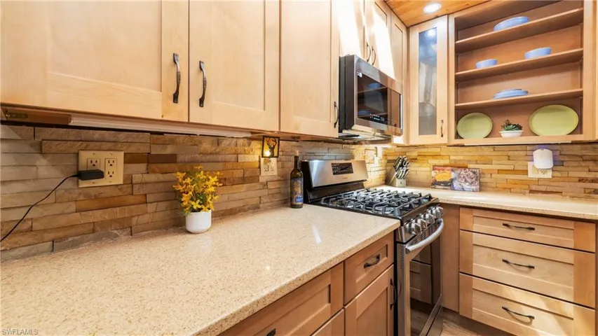 1432 Se 30th St, Cape Coral, Florida 33904