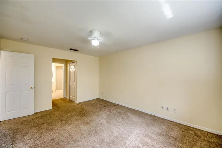 1823 Nw 19th Ave, Cape Coral, Florida 33993