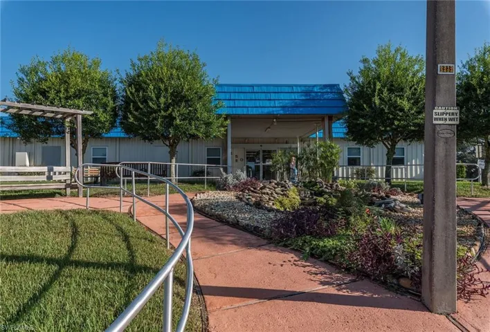 9330 Salisbury Dr, Brooksville, Florida 34613