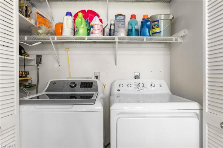 Full size washer dryer