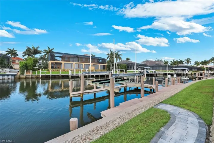 260  Marquesas  CT, Marco Island, FL 34145