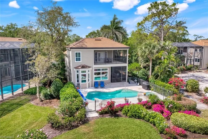 LOOK NO FURTHER! Welcome to your STUNNING POOL HOME located in Cranbrook at Bonita Bay!