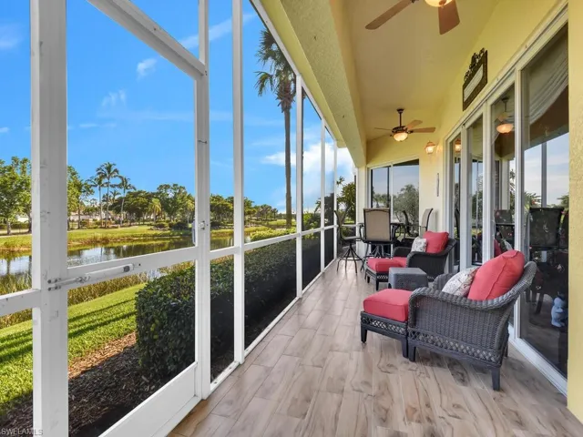 Long Screened Lanai