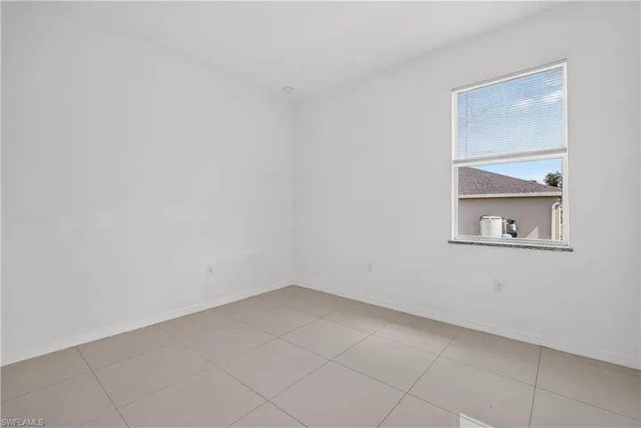 4715 25th St Sw, Lehigh Acres, Florida 33973