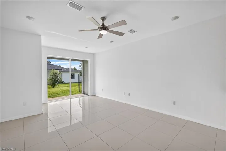 4715 25th St Sw, Lehigh Acres, Florida 33973