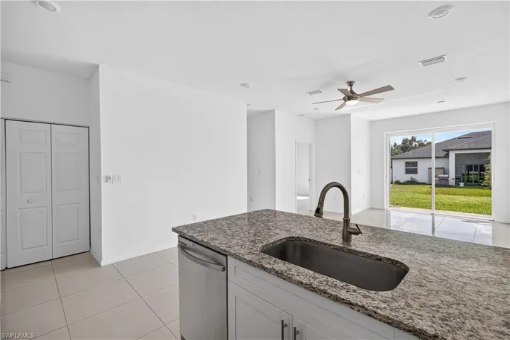 4715 25th St Sw, Lehigh Acres, Florida 33973