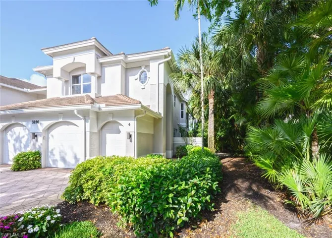 Beautiful Curb Appeal!