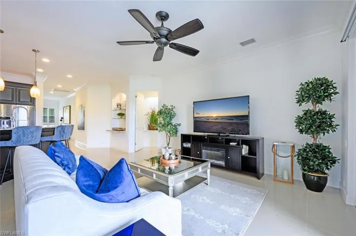Plenty of wall space for a nice large TV