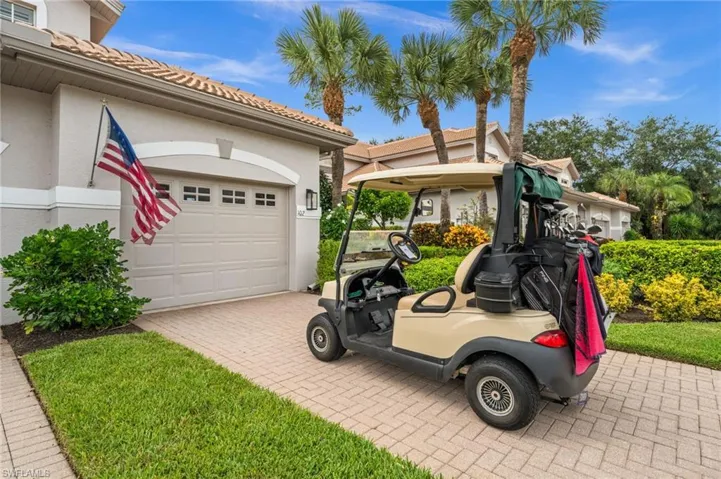 3909  Loblolly Bay  DR, Naples, FL 34114
