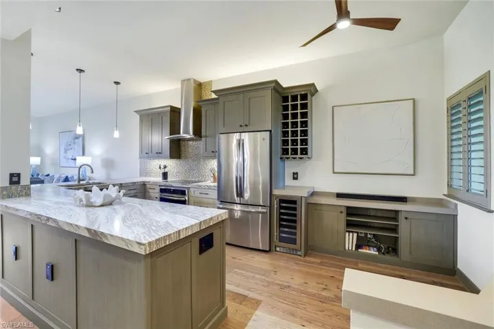 7655 Pebble Creek Cir 404, Naples, Florida 34108