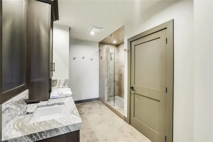 7655 Pebble Creek Cir 404, Naples, Florida 34108